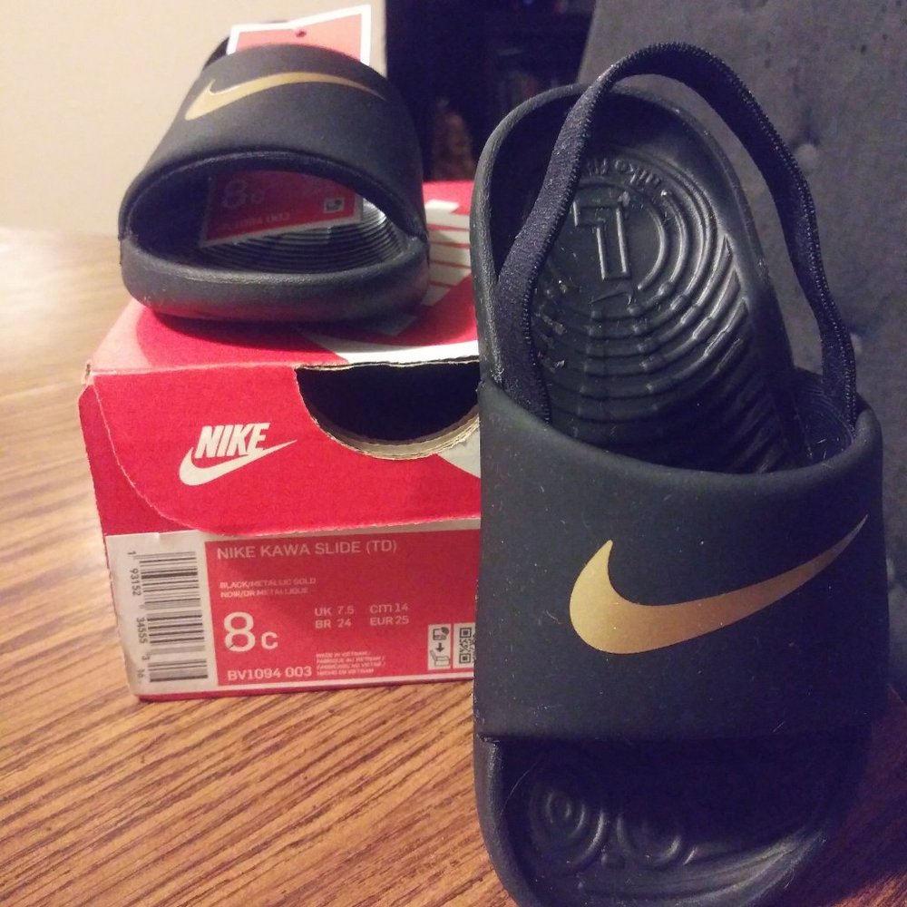 Nike toddler slides
